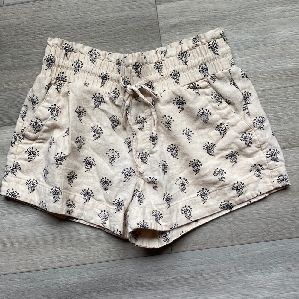 Decorative shorts